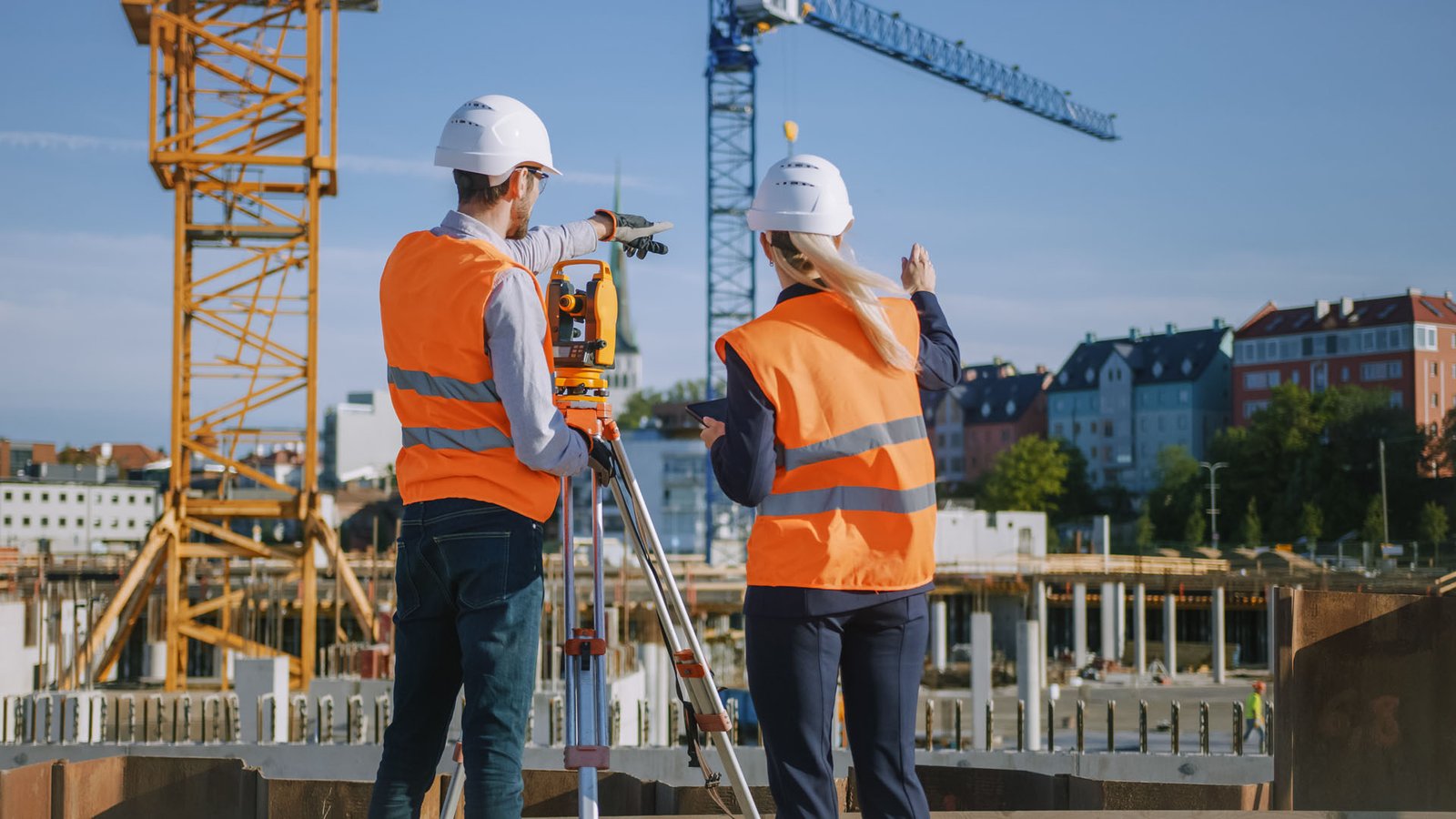 You are currently viewing L’Art de la Précision : Le Rôle Incontournable des Métreurs Roumains dans les Projets de Construction