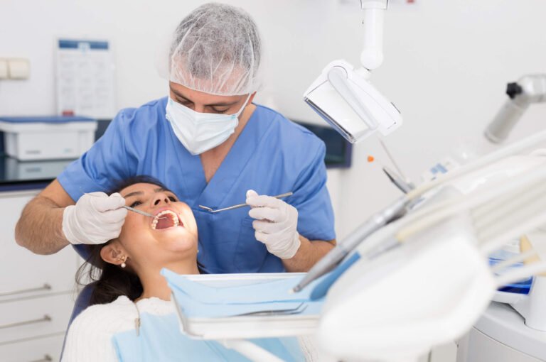 Lire la suite à propos de l’article Dentiste Roumain : Un Expert de la Santé Dentaire au Service des Patients