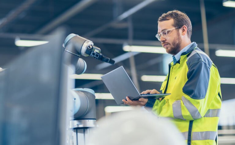 Lire la suite à propos de l’article Les Techniciens en Automatisme Roumains : L’Excellence Technique au Service de l’Industrie Moderne